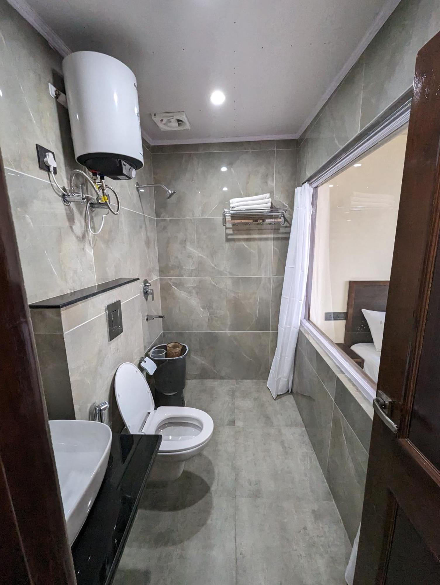 مبيت وإفطار شيملا Himalayan Hideaway المظهر الخارجي الصورة