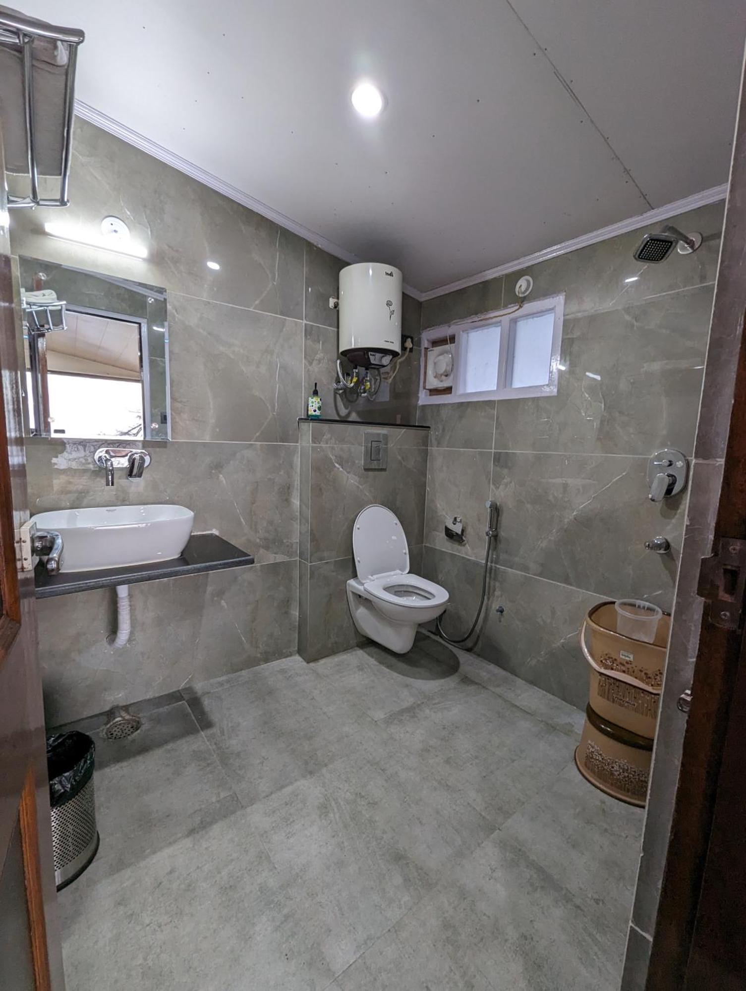 مبيت وإفطار شيملا Himalayan Hideaway المظهر الخارجي الصورة